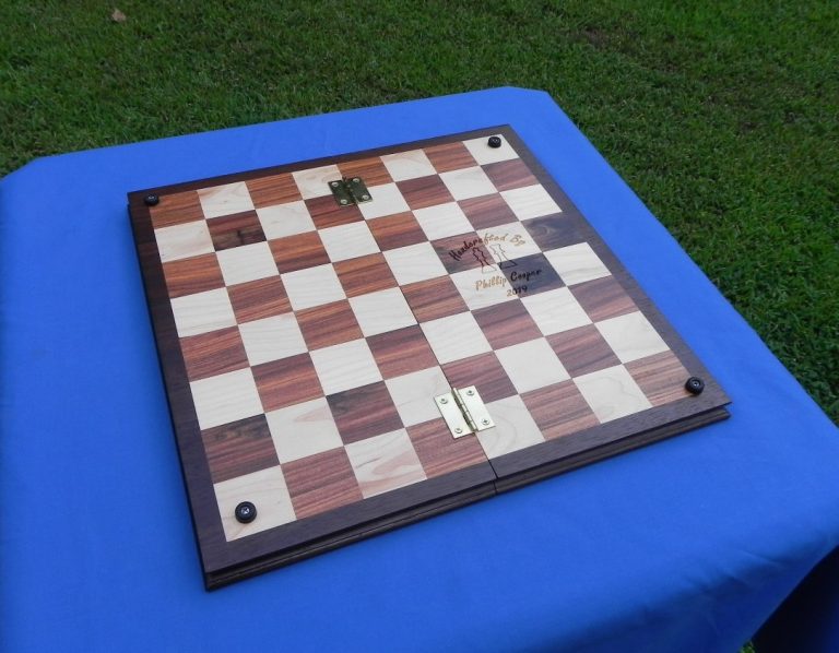 Folding chess back side