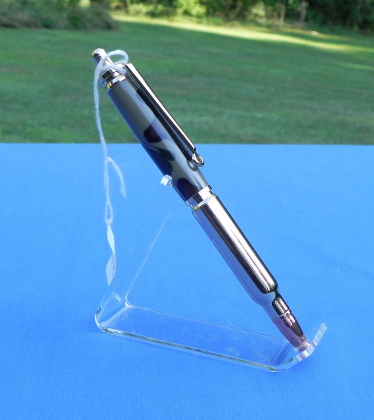 Click bullet pen with composite camo body.