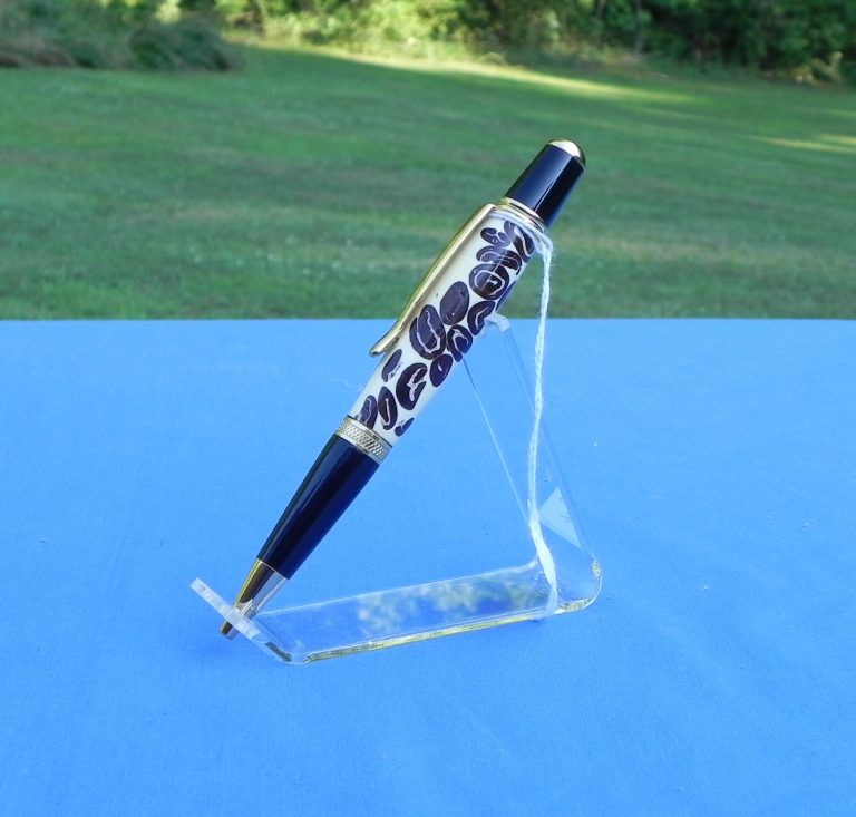 Coffee and Cream, this Gatsby pen has real coffee beans in a creamy composite material.